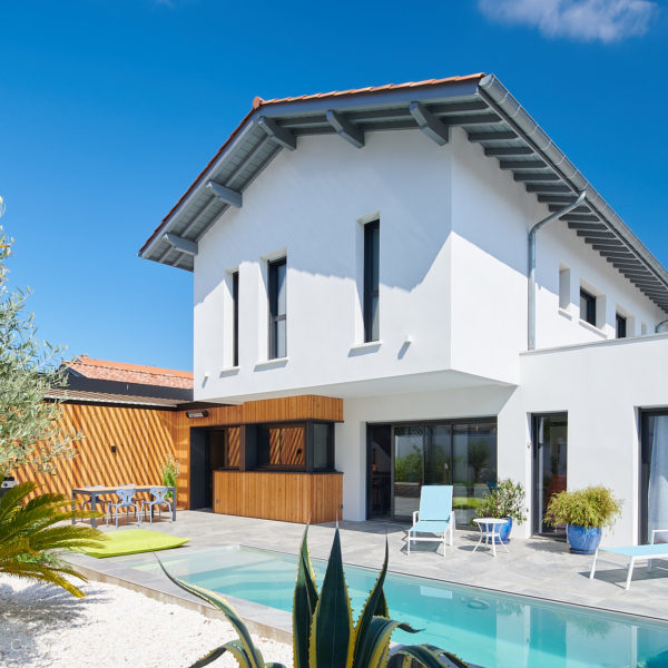 Création d’une maison avec piscine et pool-house à Bayonne